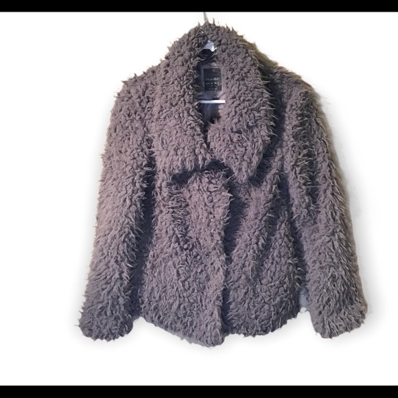 Grey cozy and soft teddy bear Sherpa faux fur coat - Picture 10 of 15